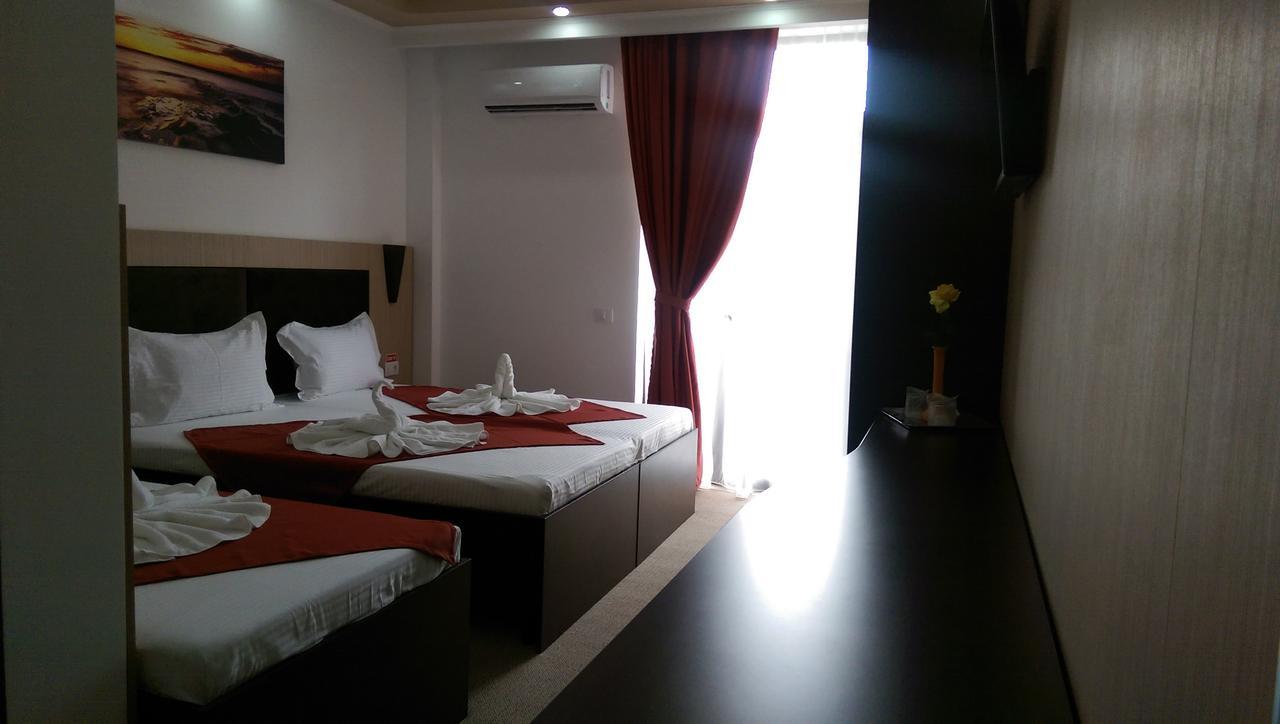 Hotel Evia 3*